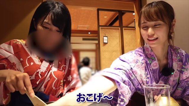 ランボルギーニで旅館に泊まるあま猫