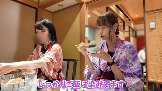 ランボルギーニで旅館に泊まるあま猫