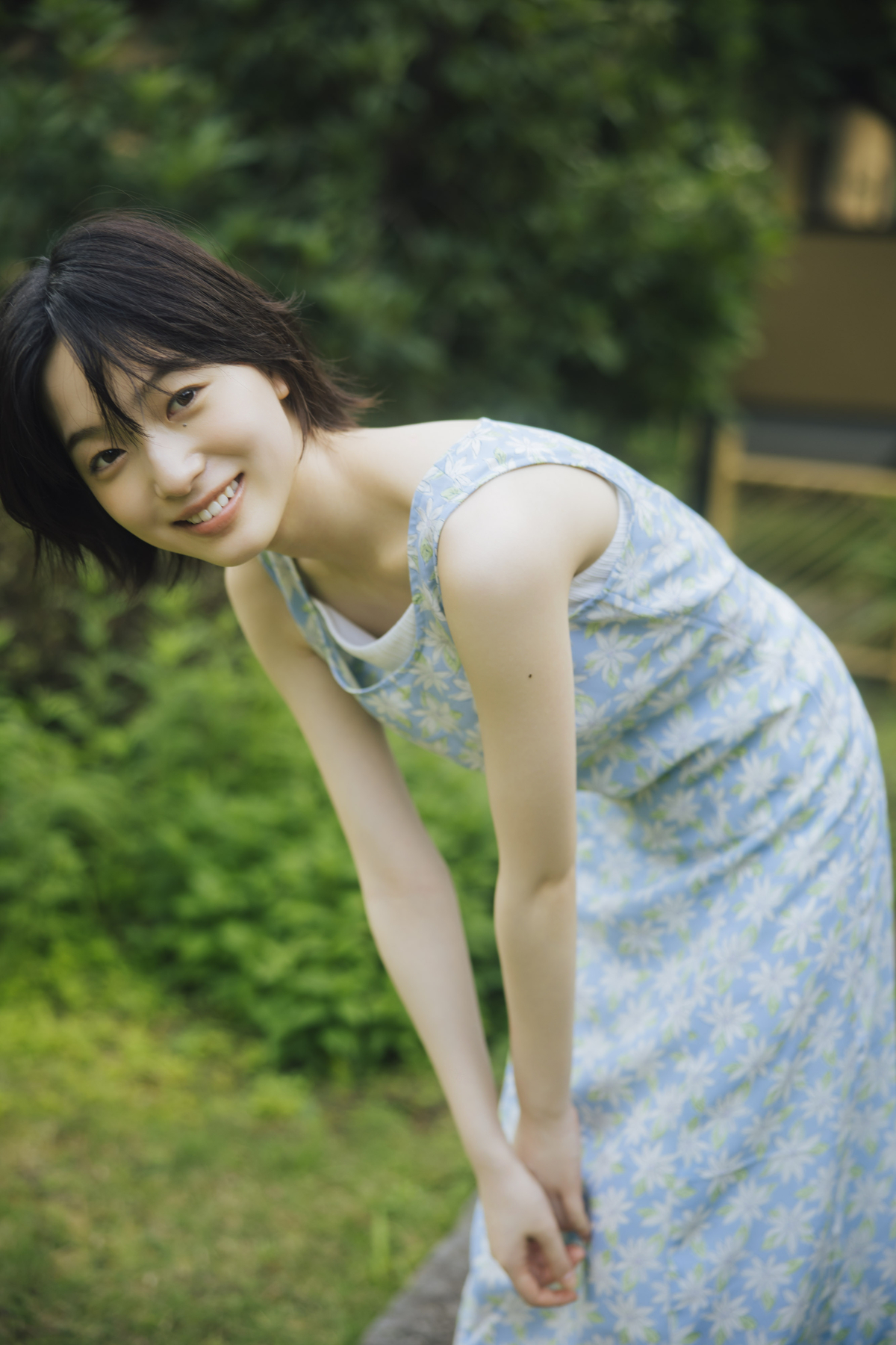 日向坂46・小坂菜緒『B.L.T.』表紙に登場の画像