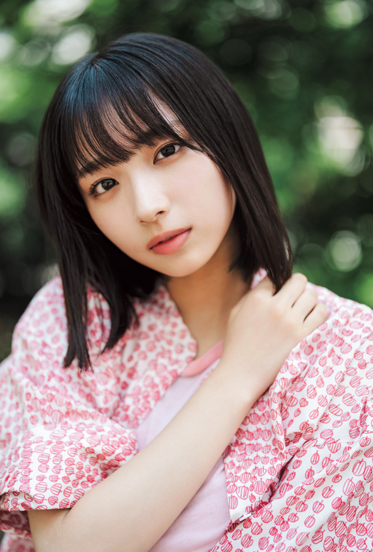 日向坂46・小坂菜緒『B.L.T.』表紙に登場の画像