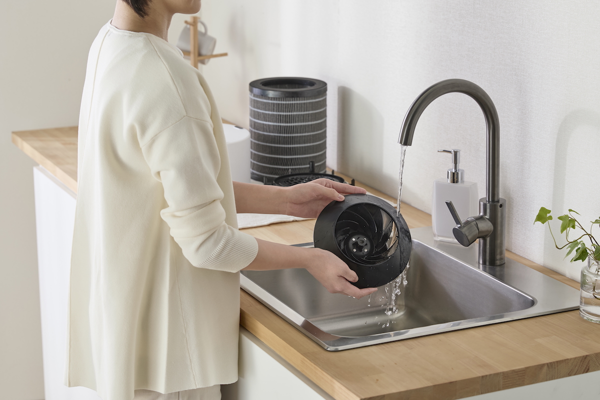 取り外して水洗いできる気化式加湿器新発売