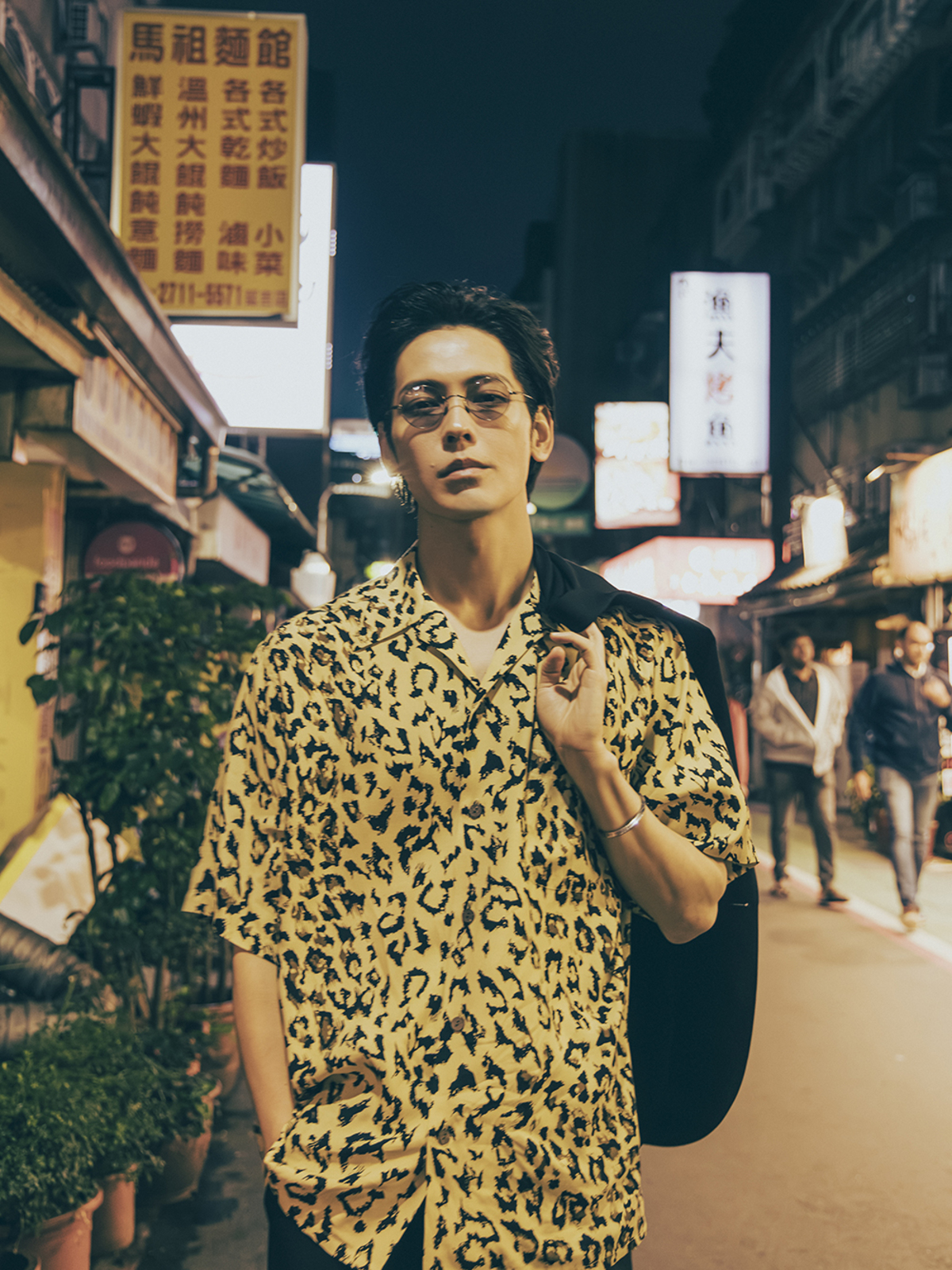 猪塚健太の1st写真集、39歳の誕生日に発売