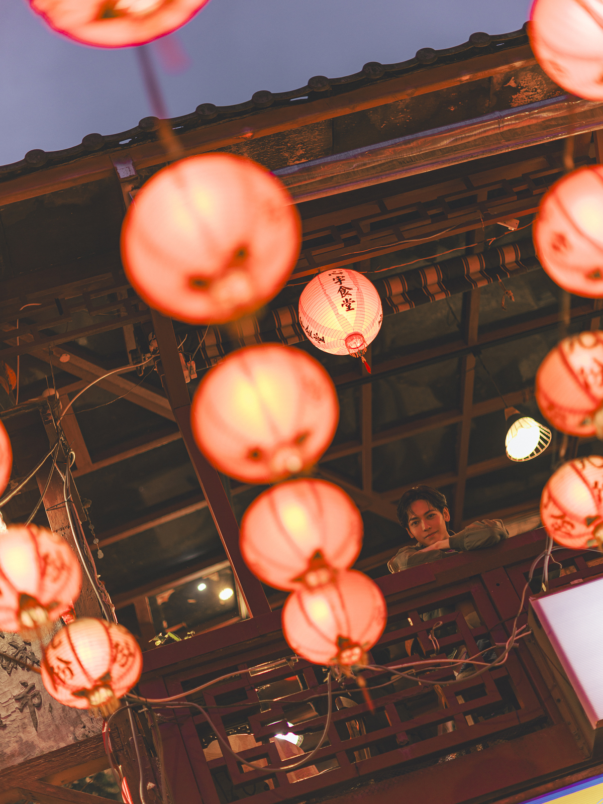 猪塚健太の1st写真集、39歳の誕生日に発売の画像