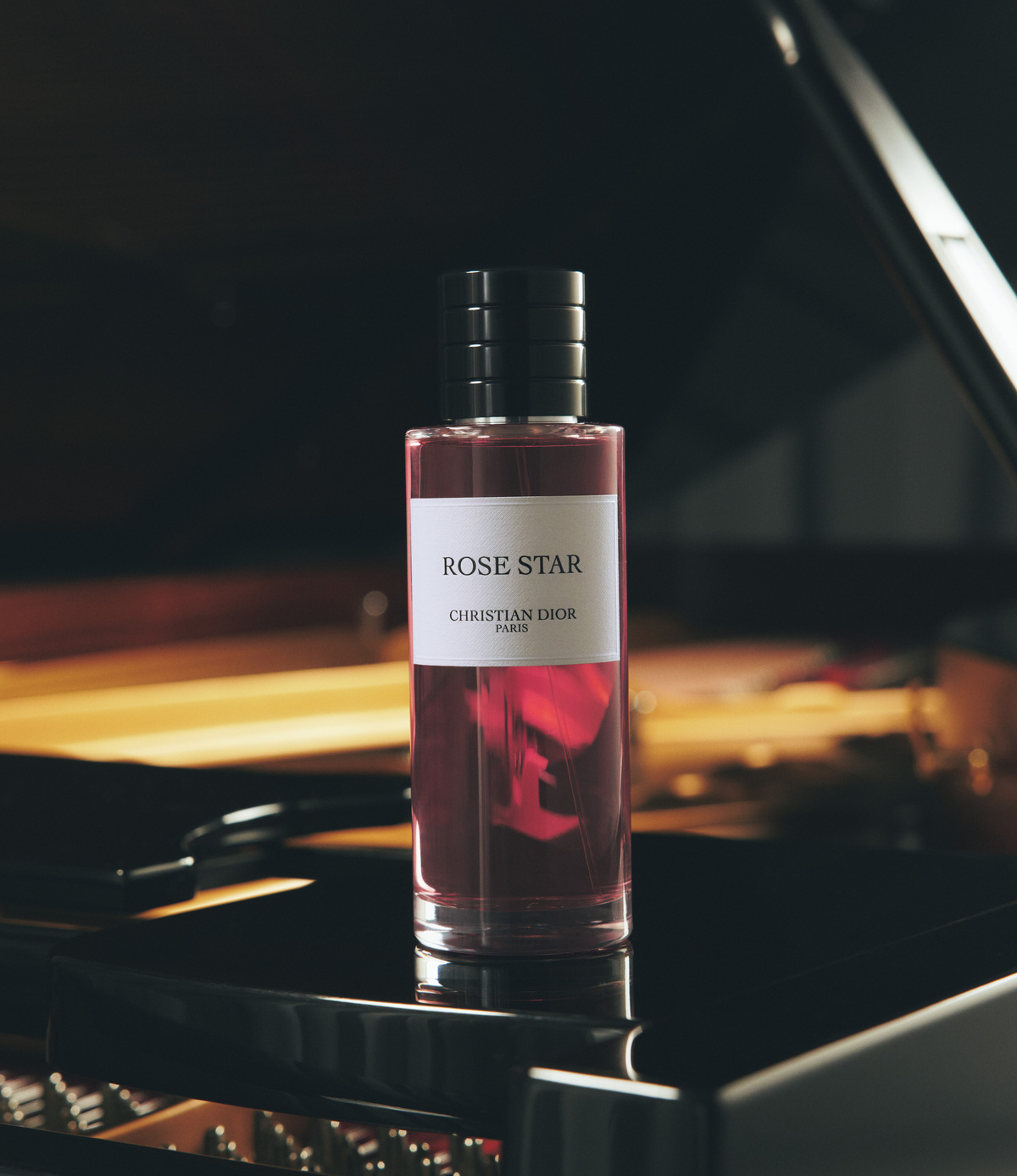 角野隼斗DIORの香水のイメージで作曲&演奏の画像