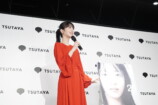 浜辺美波、すっぴんで撮影の写真集語るの画像