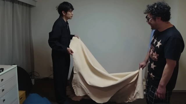 松山ケンイチがDIYで作った棚