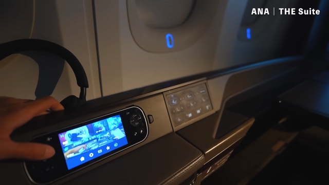 こやトラベルが紹介したANAのファーストクラス「THE Suite」の様子