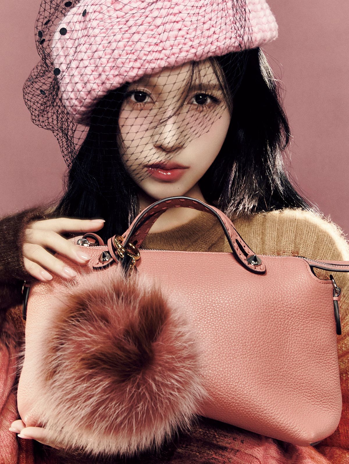 TWICE・MINA『ヌメロ・トウキョウ』表紙にの画像