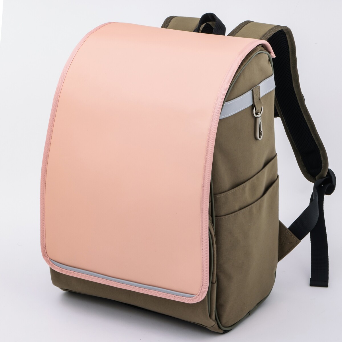 『リンネル』が監修したランドセルリュックの画像