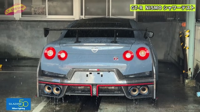 日産GT-Rの生産ライン