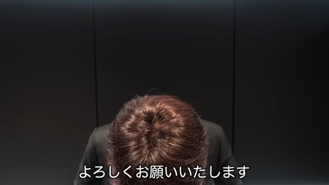 ウェディングフォトを撮影するはじめしゃちょーと妻