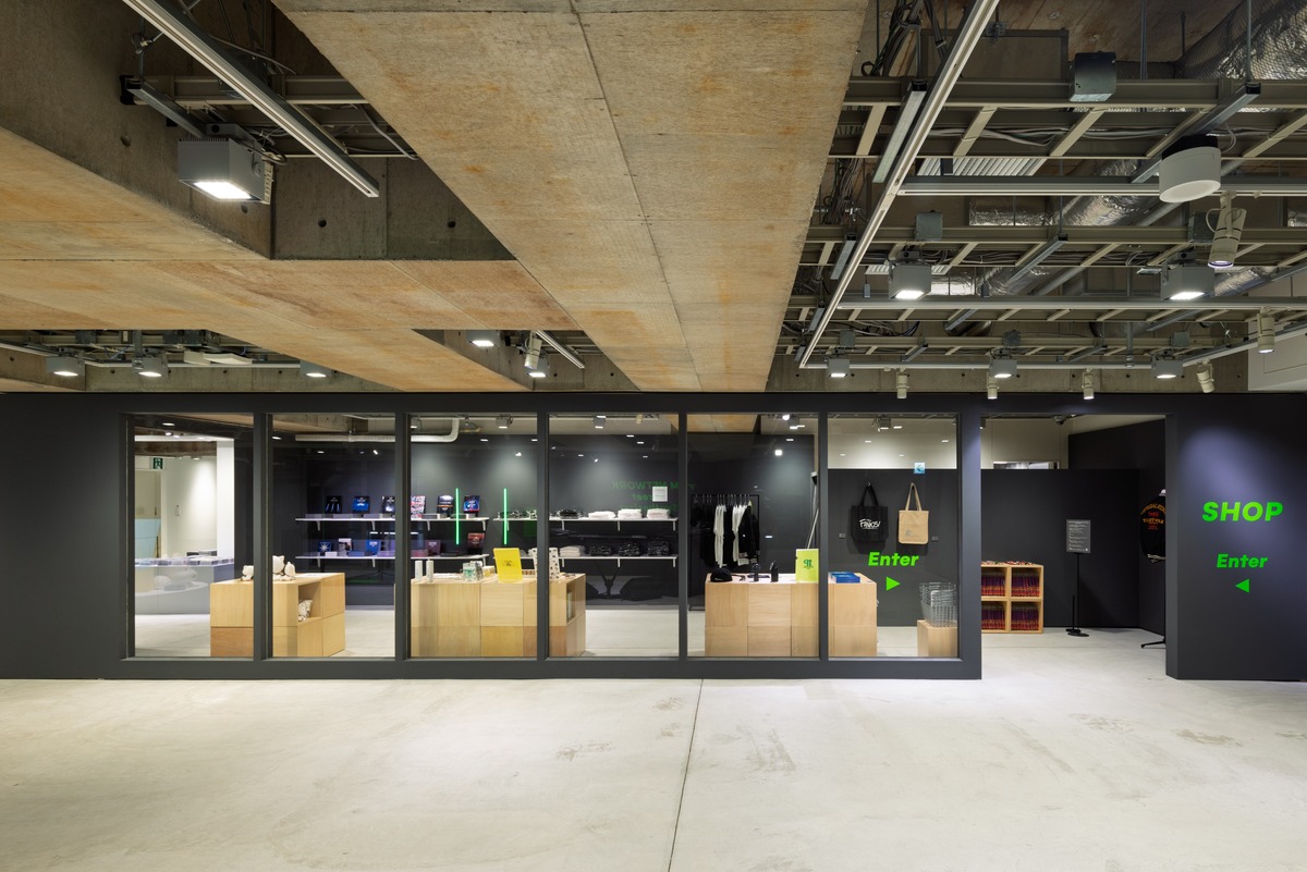 『TM NETWORK 2025 IP』（写真提供：Ginza Sony Park）