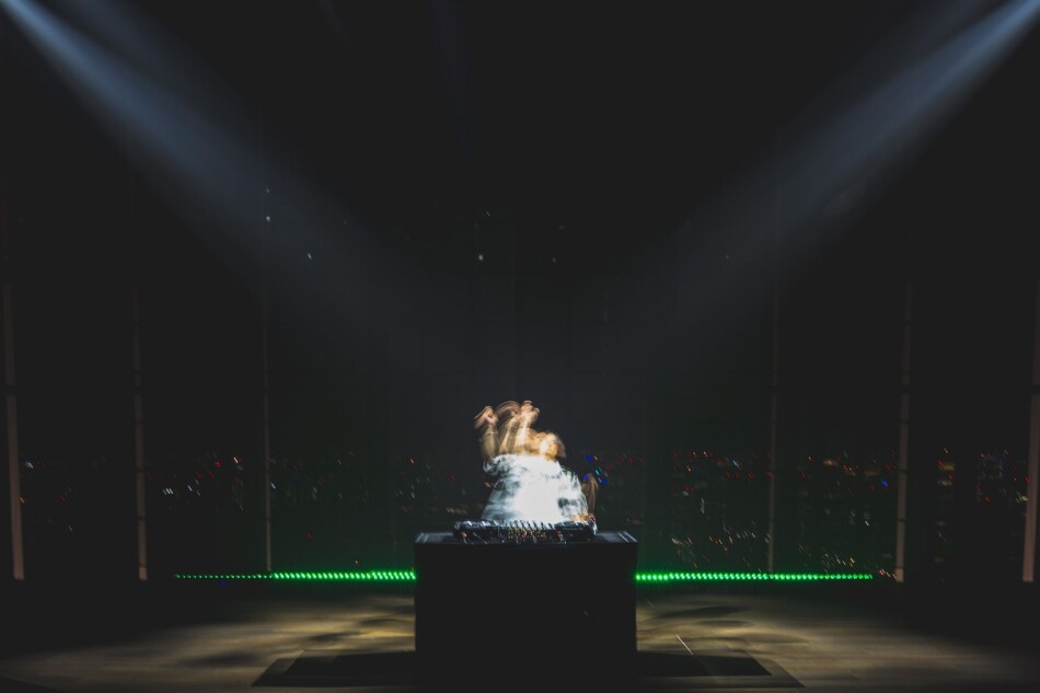 吉田夜世『VocaNova』撮影現場に潜入