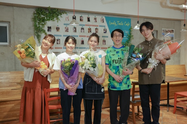 （左から）野呂佳代、円井わん、永瀬莉子、なだぎ武、NOA