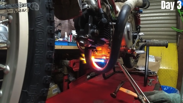 3日間でハンターカブを制作する様子