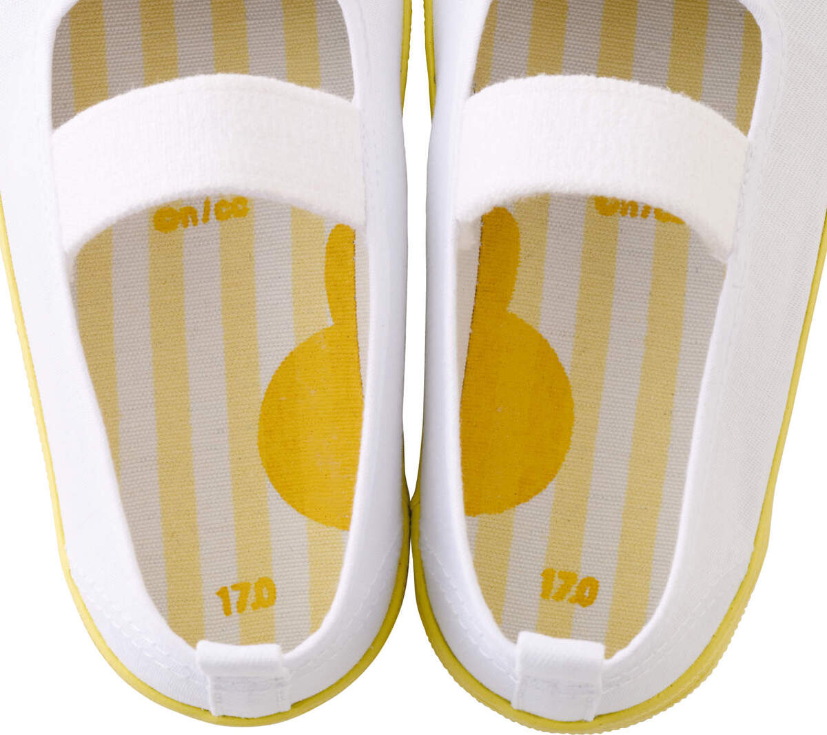 『ちいかわ』の上履き（全4色）が初登場の画像