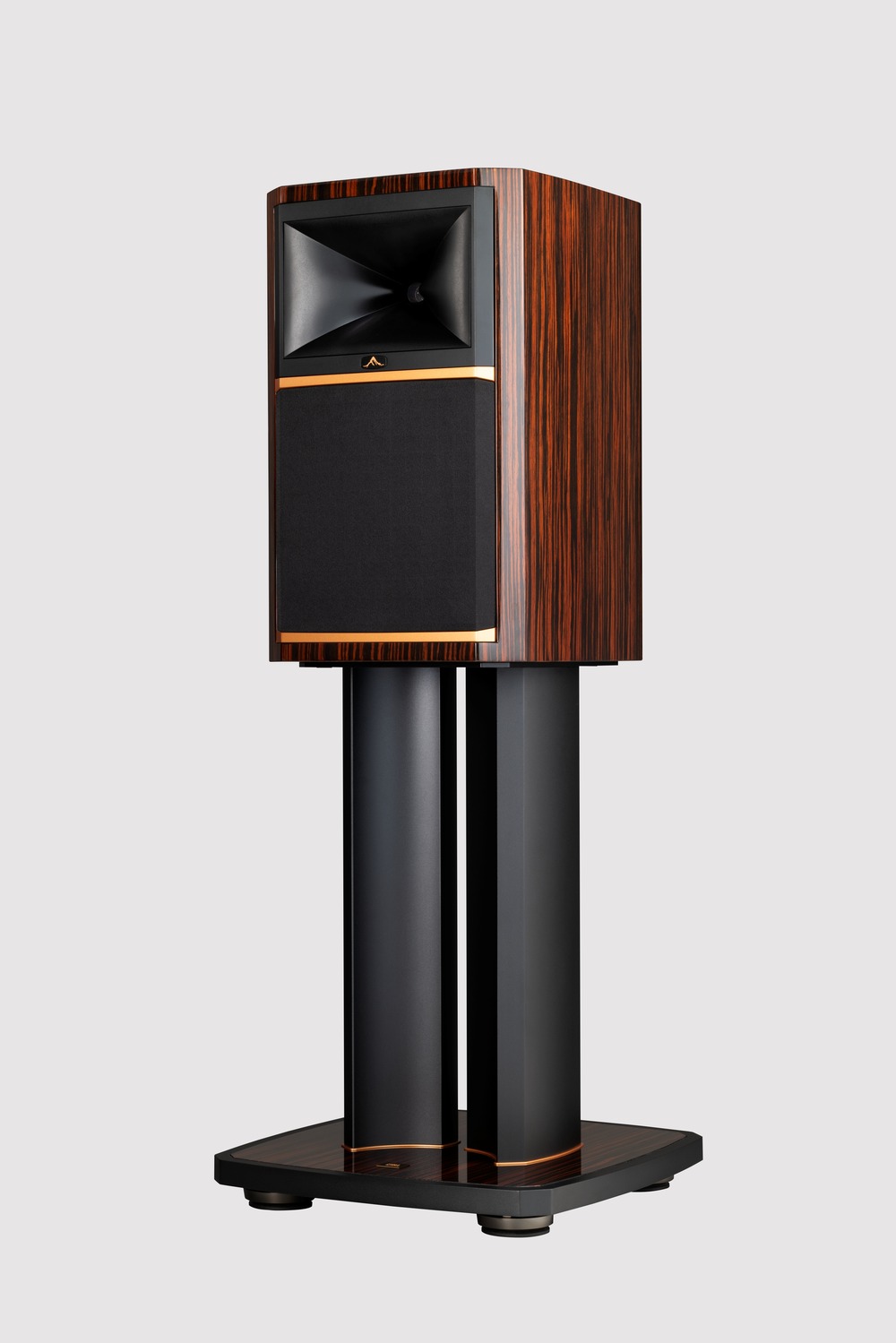 JBLの最上位スピーカー『JBL Summit Ama』の画像