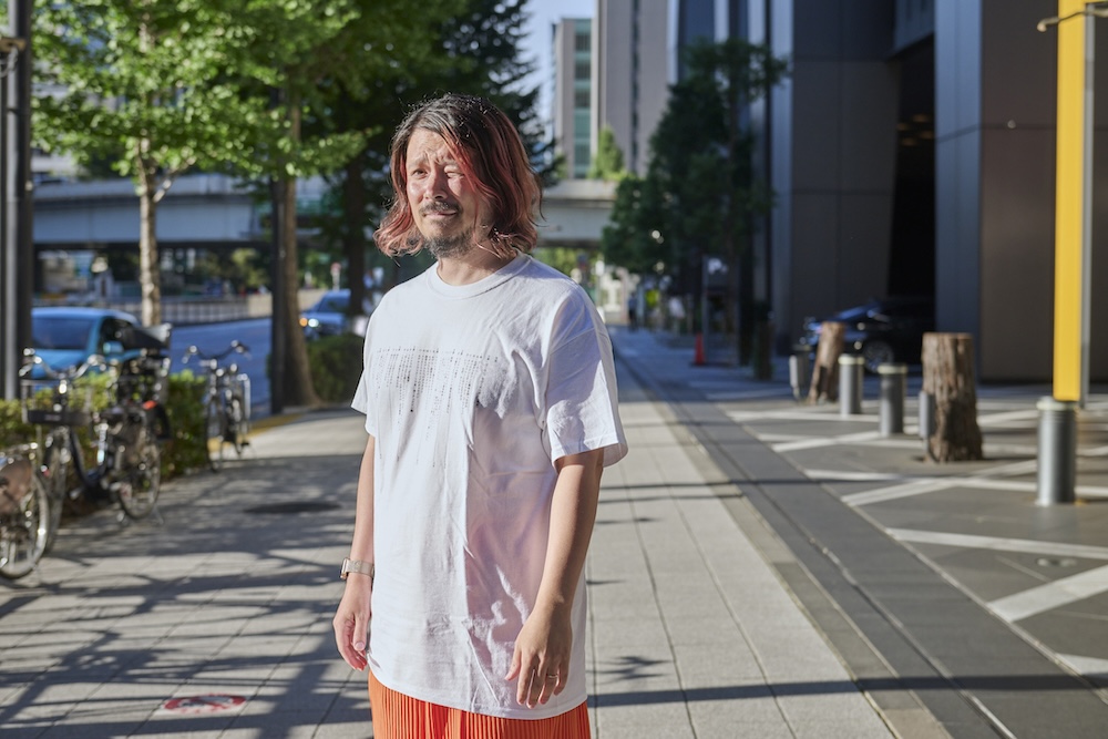 研究者に聞く、Tシャツのタックイン問題の画像