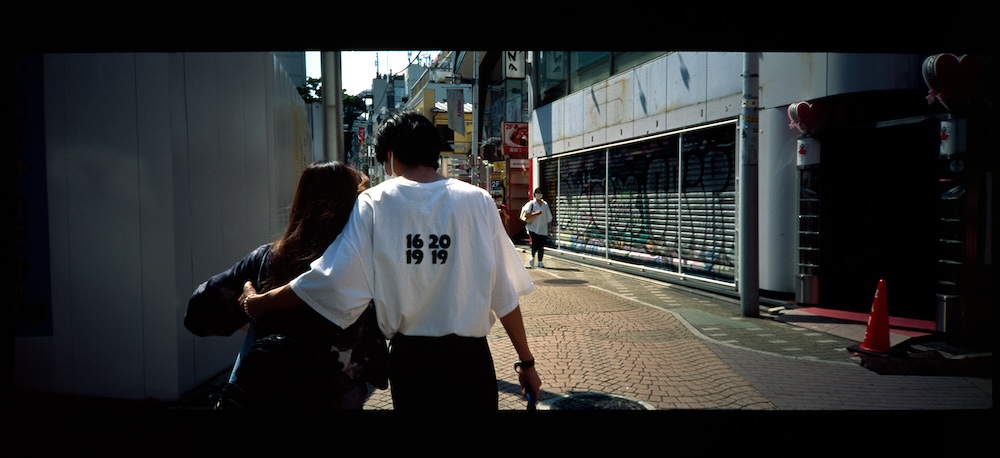 研究者に聞く、Tシャツのタックイン問題の画像