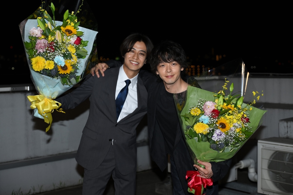 『DOPE』髙橋海人、中村倫也ら笑顔で撮了