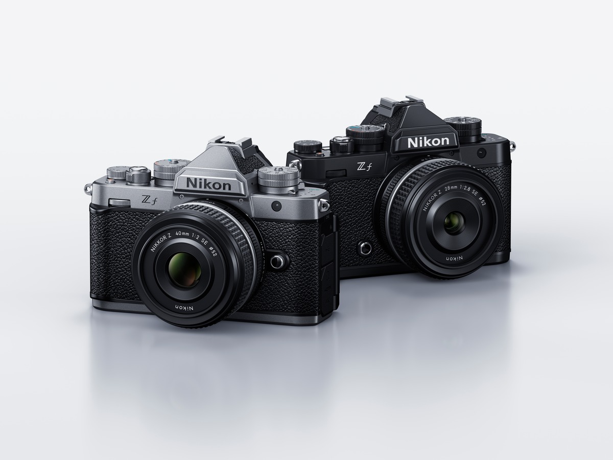 『ニコン Z f』に待望の新色シルバーが登場