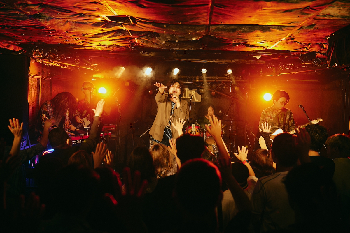 SUKEROQUE ライブ写真