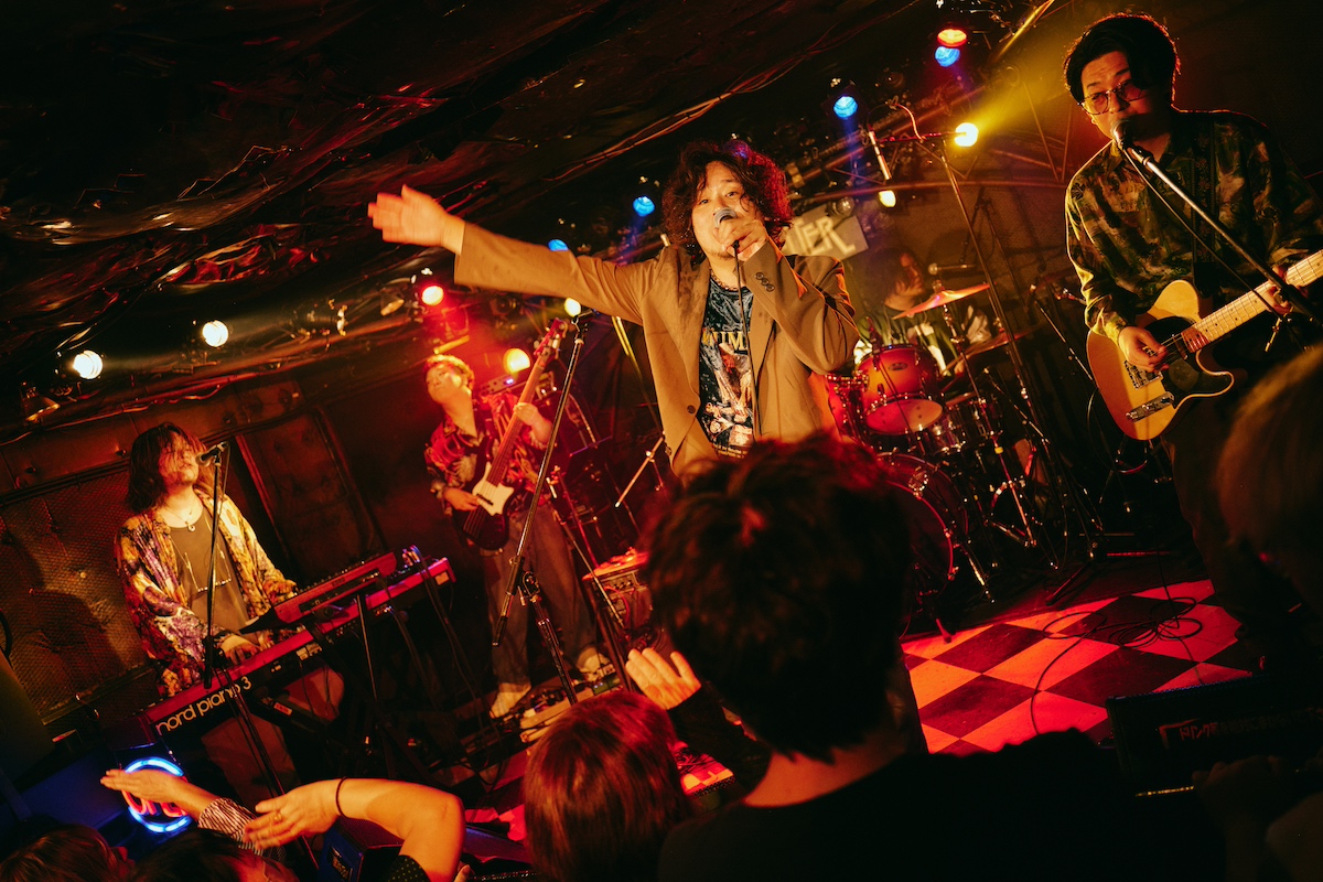 SUKEROQUE ライブ写真