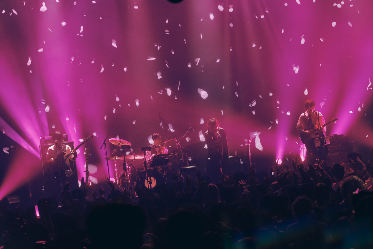 弌誠『チャイルドレストラン』ライブ写真