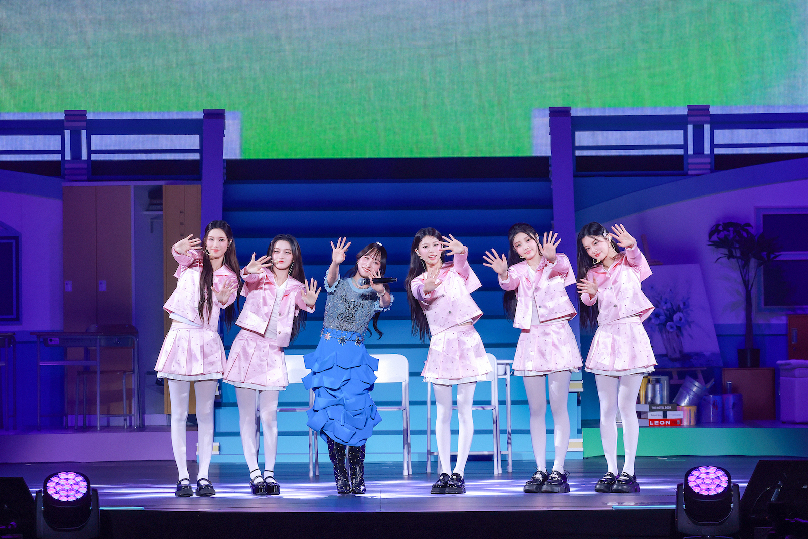 ILLIT (P)&(C) BELIFT LAB Inc.