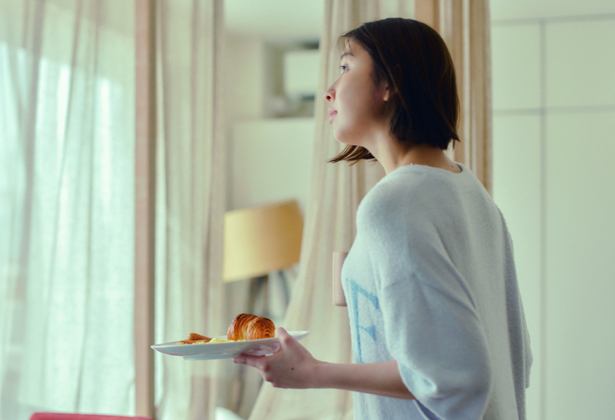 玉井詩織、写真集2冊がともに重版決定の画像