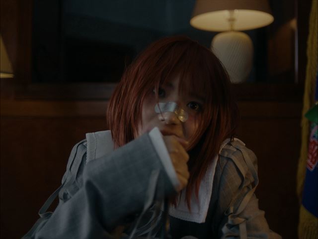 PEDRO「いたいのとんでけ」MVより