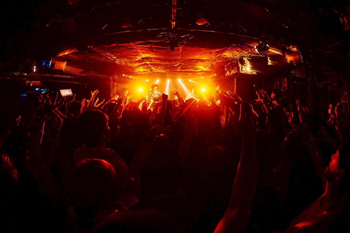 マカロニえんぴつ（撮影＝酒井ダイスケ）