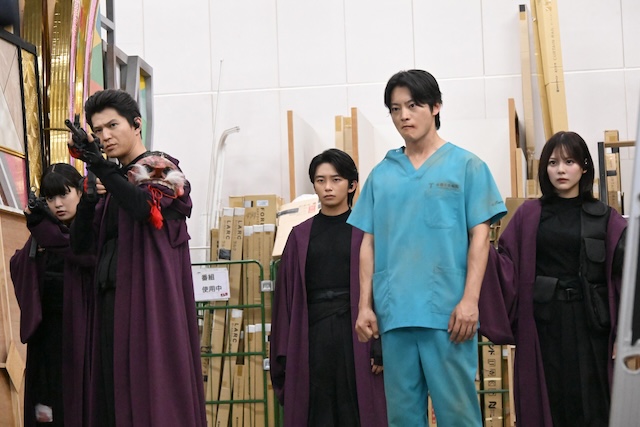 『放送局占拠』屋代が凶弾に倒れるの画像