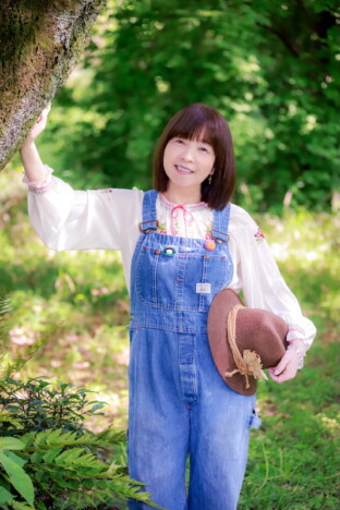 イルカ、新曲「あいのたね♥まこう！」配信