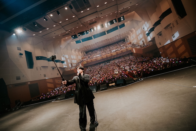 『KAZUYA KAMENASHI -TALK to ME-』より／Photo by 垂水佳菜