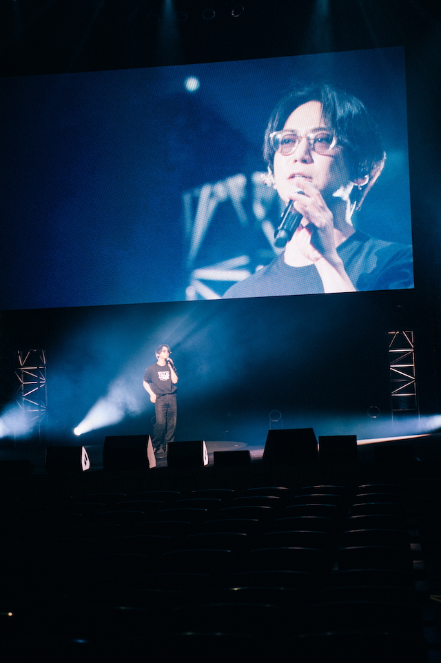 『KAZUYA KAMENASHI -TALK to ME-』より／Photo by 垂水佳菜