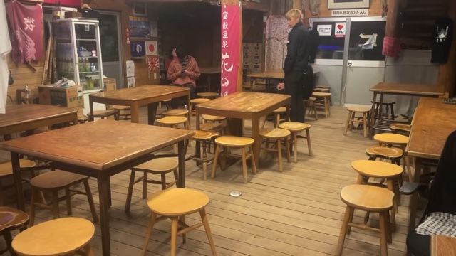 旅系YouTuberが公開した富士山9合目にある山小屋の舞台裏
