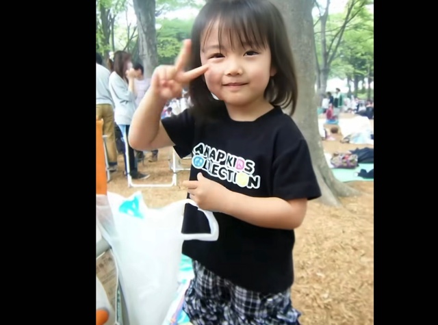 TikTokで幼少期の姿を披露した希空