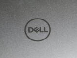 天板にある丸い円の中にあるDELLのロゴ