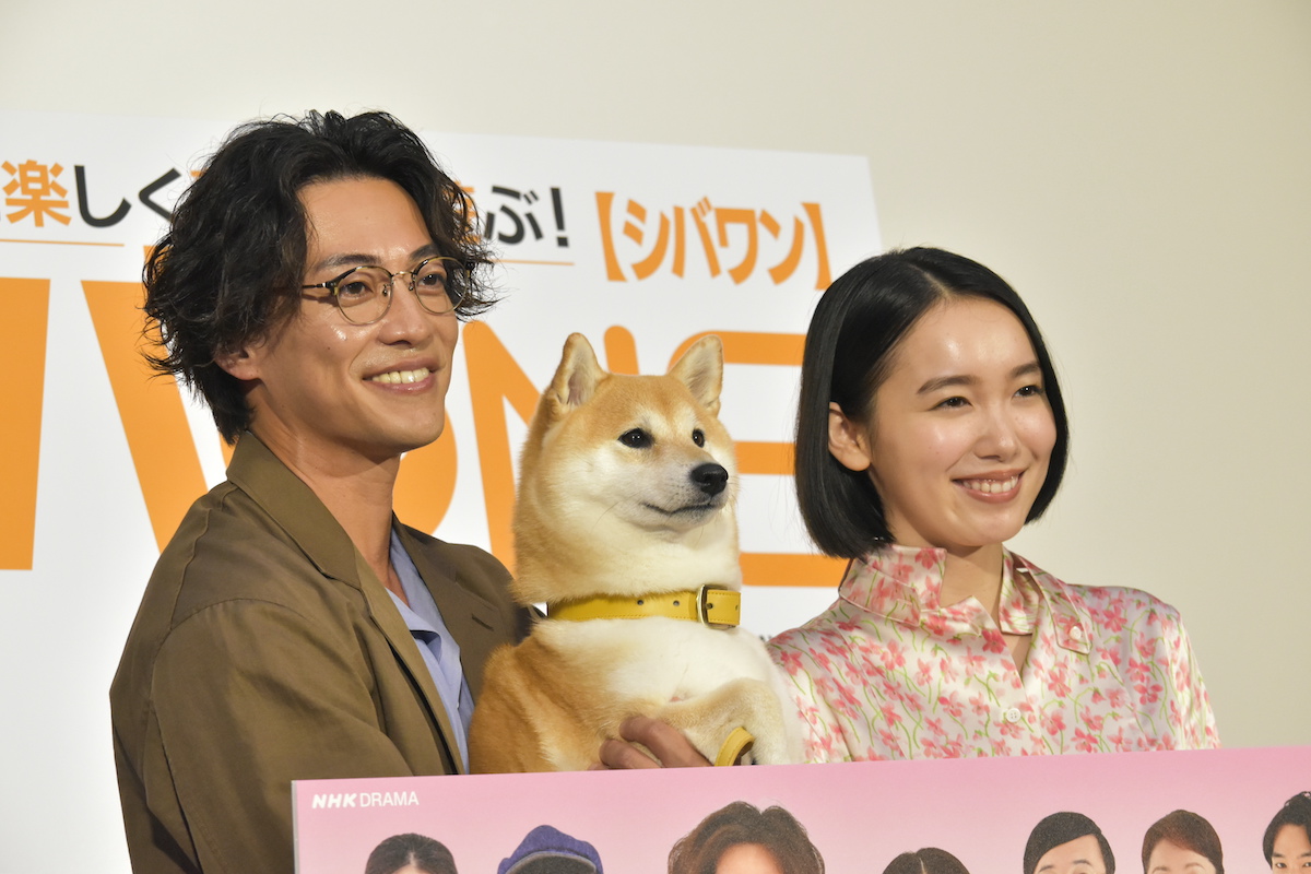 大東駿介＆飯豊まりえ、名犬の芝居を絶賛の画像