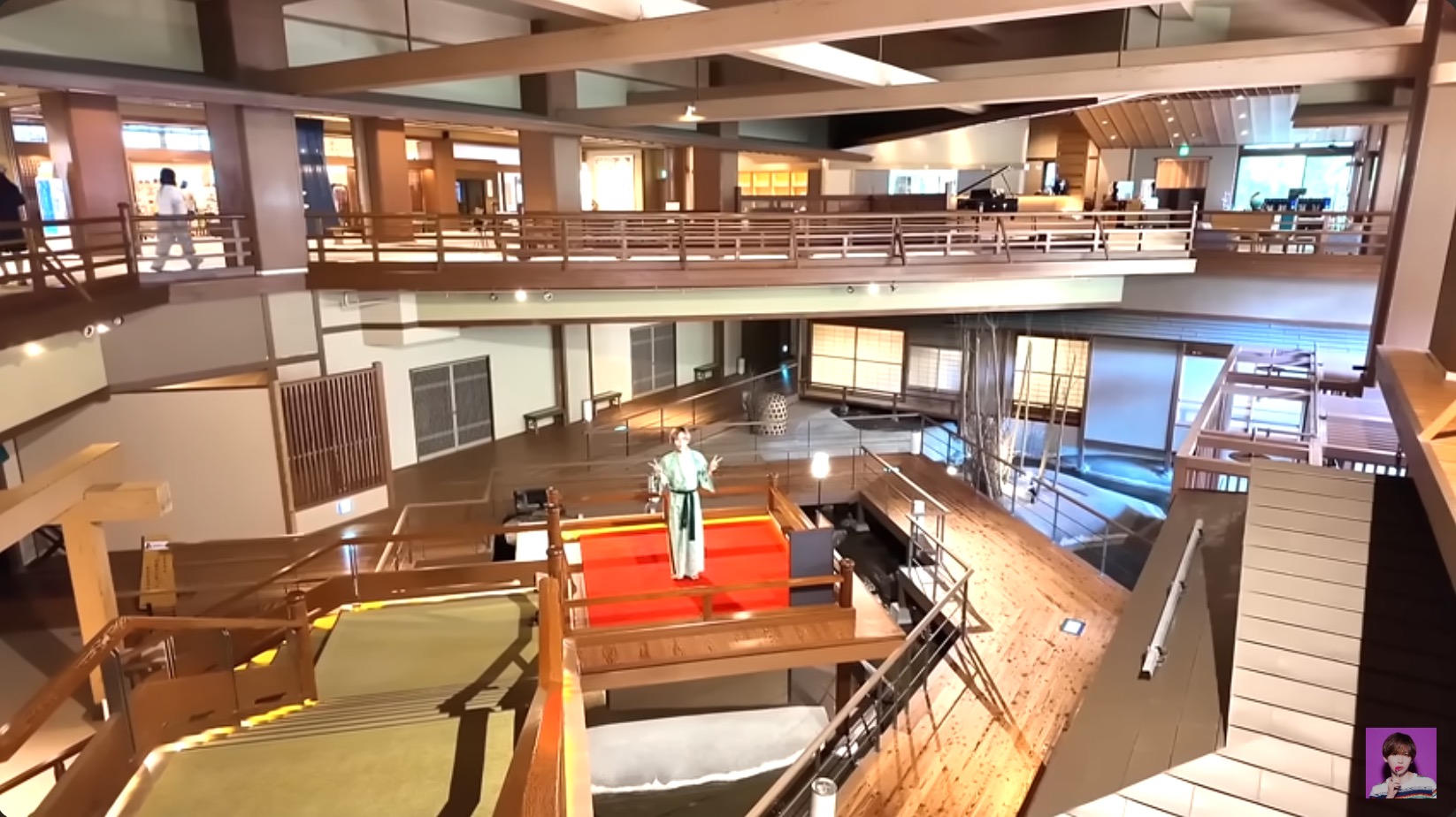 タケヤキ翔が“無限城のような旅館”に突撃の画像