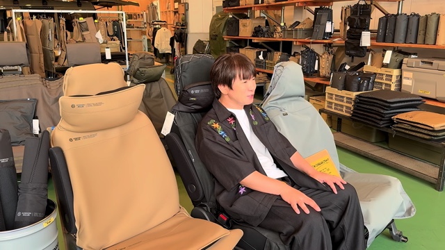 濱口が紹介したカスタムカー「GMLVAN V-02」