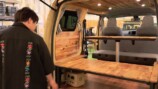 濱口が紹介したカスタムカー「GMLVAN V-02」