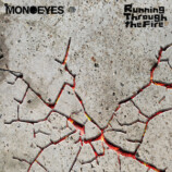 MONOEYES『Running Through the Fire』ジャケ写