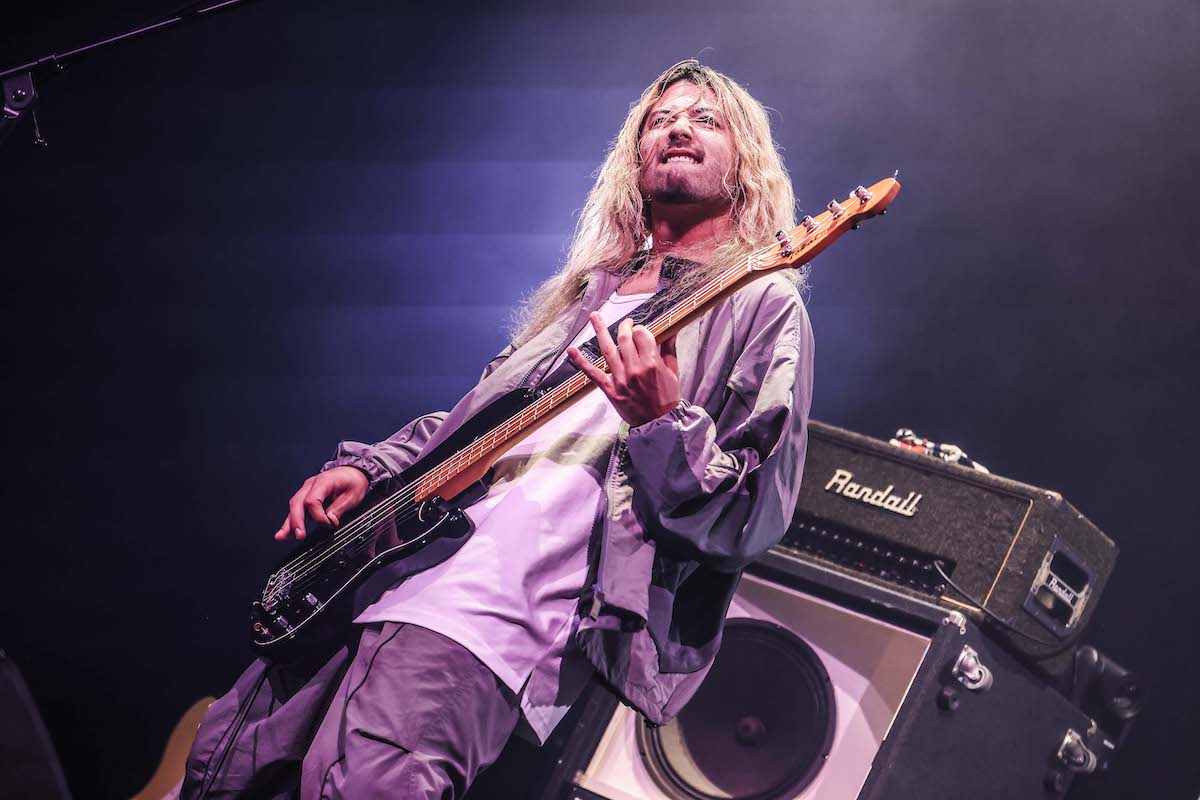 『ONE MAN TOUR “LOVE BUZZ Tour”』（撮影＝森好弘）