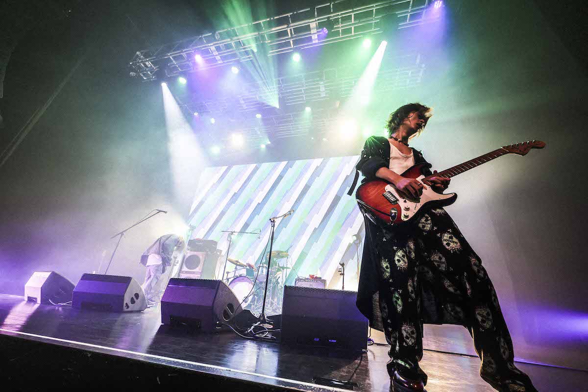 『ONE MAN TOUR “LOVE BUZZ Tour”』（撮影＝森好弘）