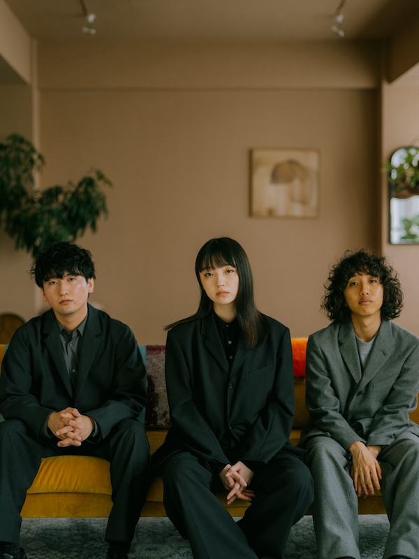 Laura day romance、ニューアルバムリリース