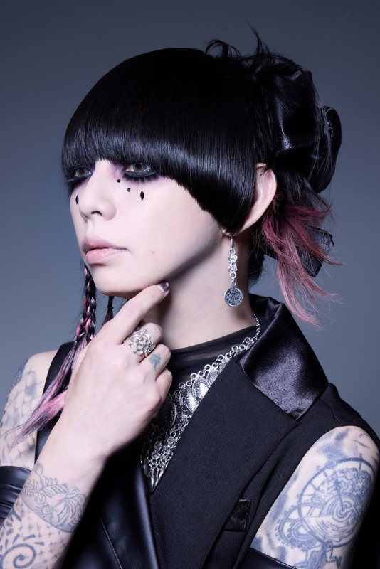 lynch.『THE AVOIDED SUN / SHADOWS』インタビュー