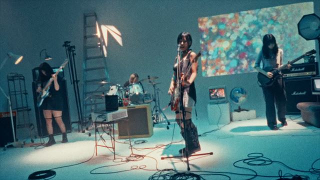 東京初期衝動「さよならランデヴー」MVより