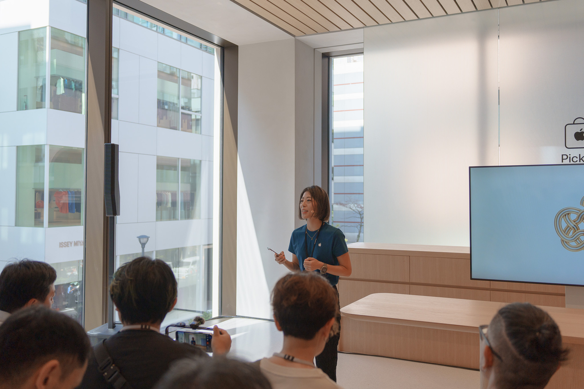 Apple 銀座（撮影＝白石倖介）